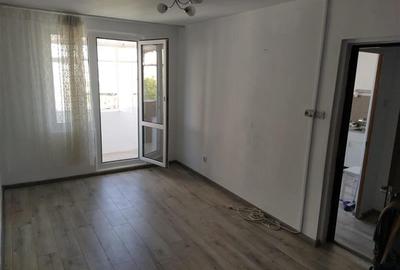 Garsoniera renovata in Astra, Brasov - 2