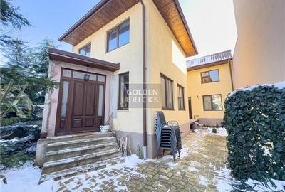 Casă individuală cu 6 camere cu Canalizare în Domenii - 3