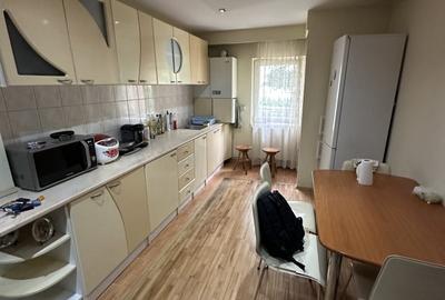 Apartament cu 3 camere decomandat, mobilat în Între Lacuri - 4