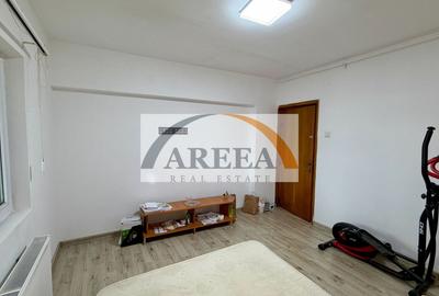 Apartament cu 3 camere decomandat în Calea Călărașilor - 15