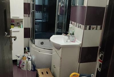 Apartament cu 2 camere nedecomandat în Cet - 1