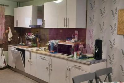 Casă cu 4 camere cu Teren 500 Mp în Săbăreni - 2