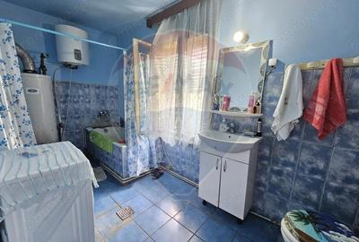 Casă cu Teren 4484 Mp în Fădimac - 4