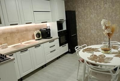 Casă cu 4 camere cu Teren 327 Mp în Central - 3