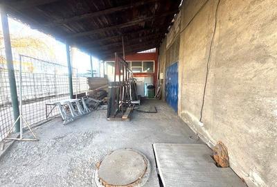 Spațiu comercial, de 143 mp, în Central - 4