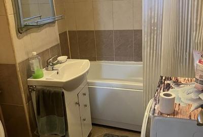 Apartament cu 3 camere decomandat în Central - 3