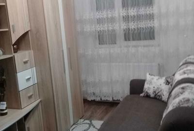 Apartament cu 3 camere semidecomandat în Central - 4