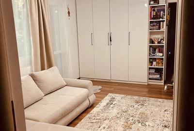 Apartament cu 3 camere semidecomandat în Central - 2