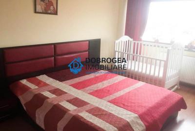 Apartament cu 3 camere decomandat în Păcii - 9