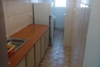 Garsonieră decomandată în Central - 4