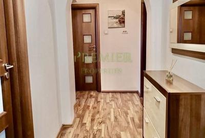 Bloc Rusesc Bucurestii noi vis a vis de metrou Bazilescu boxa - 2