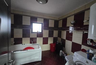 Casă cu Teren 1800 Mp în Fântânele - 2