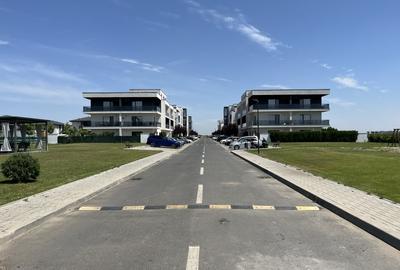 Apartament cu 4 camere decomandat în Tunari