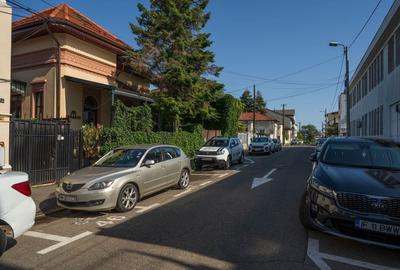 Vindem Afacerea ! Mini Hotel + Cafenea/ Restaurant ! Parcul Carol ! - 2