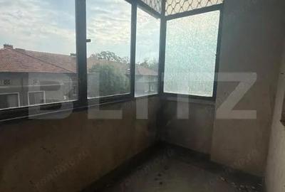 Apartament cu 4 camere semidecomandat în Central - 19