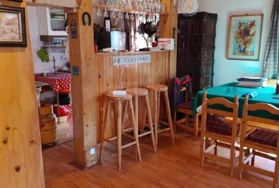 Casă cu 7 camere cu Teren 830 Mp în Central - 5