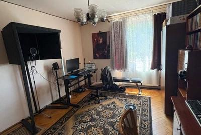 Apartament cu 2 camere decomandat în Săsar - 1