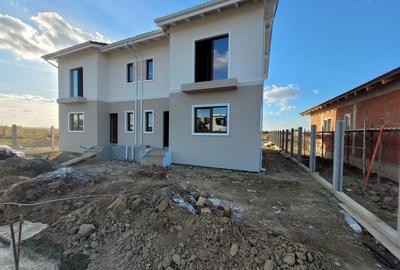 Duplex cu 4 camere cu Teren 259 Mp în Moșnița Nouă - 2