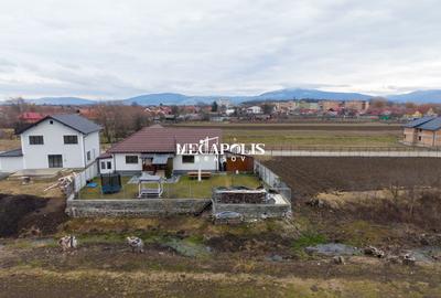 Casă individuală cu 6 camere cu Canalizare în Lunca Calnicului - 50