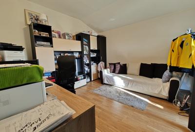 Casă tip duplex – mobilată și utilată – 4 camere-200 mp teren - 10