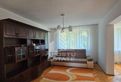 Apartament cu 4 camere, zona Tipografilor, centrala proprie