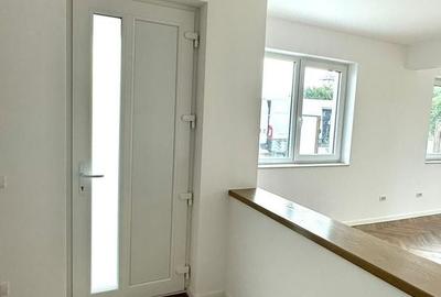 Duplex cu 5 camere cu Canalizare în Dumbrăvița - 4