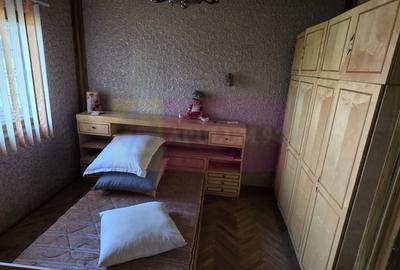 Casă cu 3 camere în Nuci - 2