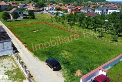 Teren de 800 mp, în Central