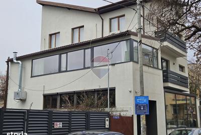 Spațiu comercial, de 223.5 mp, în Tei