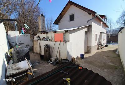 Casă cu 3 camere cu Teren 183 Mp în Central - 5