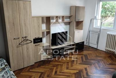 Garsonieră decomandată în Olimpia-Stadion