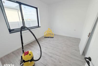 Casă cu 4 camere cu Teren 330 Mp în Clinceni - 10