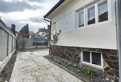 Casă cu 4 camere cu Canalizare în Ultracentral - 4