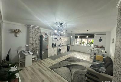 Apartament cu 3 camere decomandat în Ampoi 3 - 1