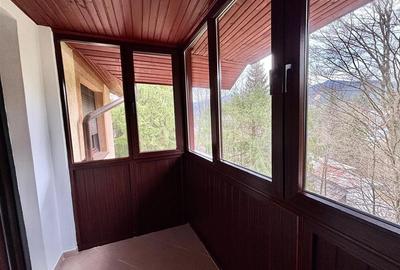 COMISION 0 Duplex 7 Camere Central Predeal - 9