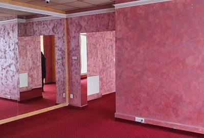 Spațiu comercial, de 113 mp, în Central - 2