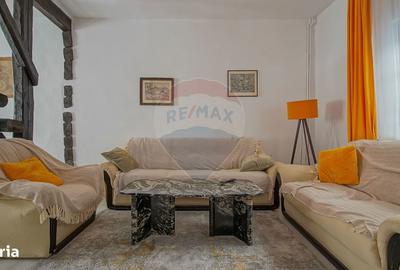 Casă cu 5 camere cu Teren 4200 Mp în Moieciu - 16