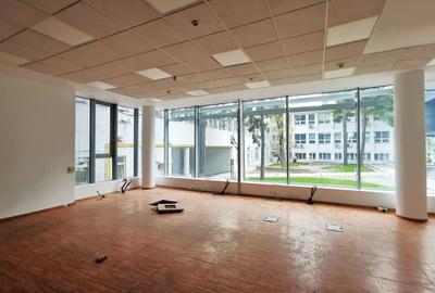 Spatiu comercial | Activitati diverse | Domenii | Cladire birouri - 2