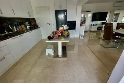 Casa mobilata-utilata si cu piscina P+1. 7 cam. Util 351mp.Teren 600mp - 25