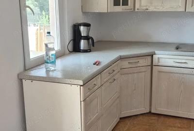 Casă cu 6 camere cu Teren 200 Mp în Văliug - 8