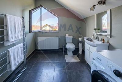 Casă cu 6 camere cu Teren 564 Mp în Hemeiuș - 12