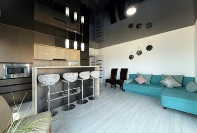 Mamaia-Sat, Vila moderna, mobilata si utilata complet, 15 camere - 17