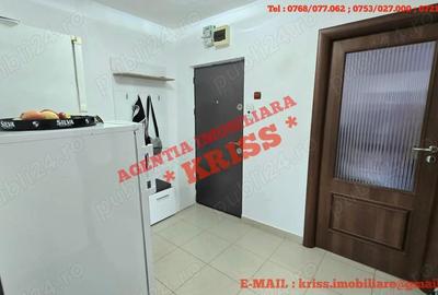Apartament cu 4 camere decomandat în Central - 1