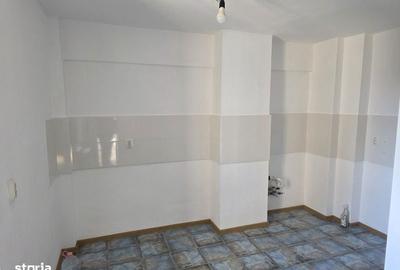 Apartament cu 3 camere decomandat în Decebal - 8