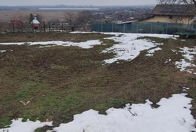 Teren de 600 mp, în Mineri - 1