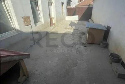 Apartament cu 3 camere decomandat în Central - 4