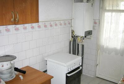 Apartament 3 camere, etaj 4, decomandat, Micro 39B - 4