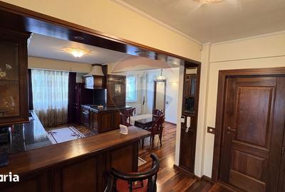 Apartament cu 3 camere în Central - 11