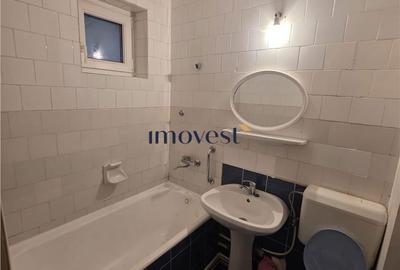 Apartament cu 2 camere decomandat în Micro 14 - 3