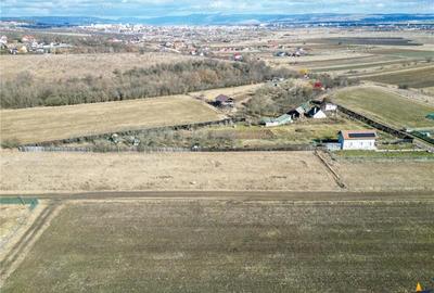 Teren de 488 mp, în Central - 3